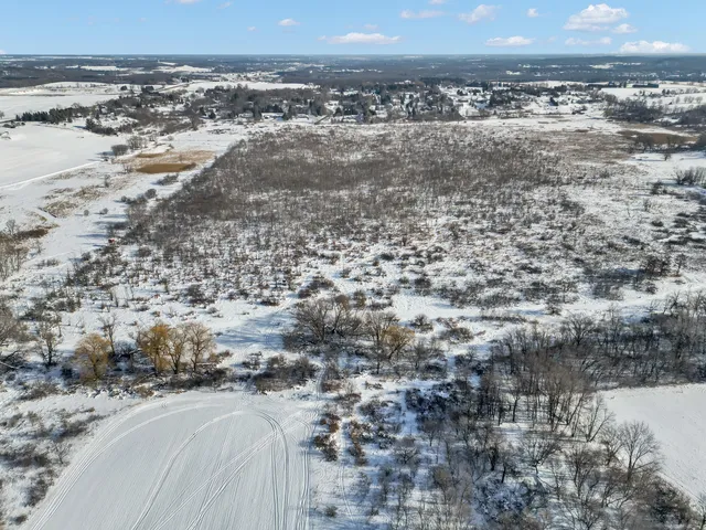 $1,100,000 | 6386 Alpine Drive, Addison, WI 53095