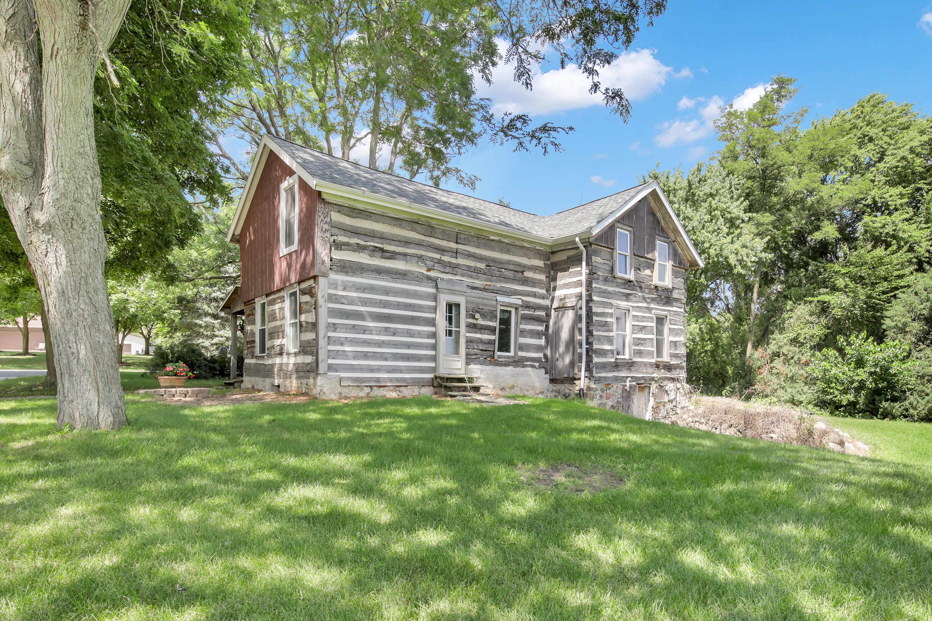 6386 Alpine Drive Addison, WI 53095 - Photo 22 of 22 6386 Alpine Dr-18