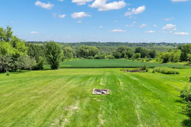 $1,100,000 | 6386 Alpine Drive, Addison, WI 53095