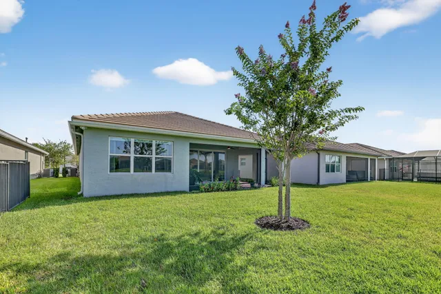 $674,900 | 11742 Southwest Sailfish Isles Way, Port St. Lucie, FL 34987