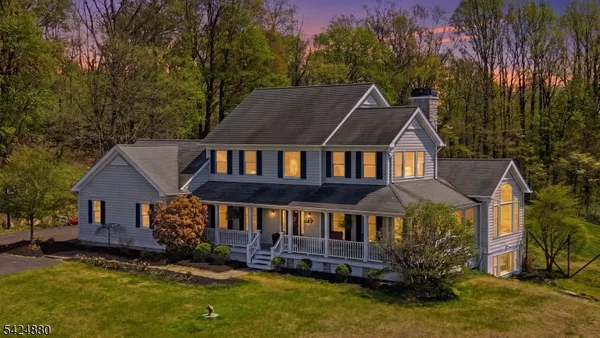 $950,000 | 19 Allerton Road, Lebanon, NJ 08833