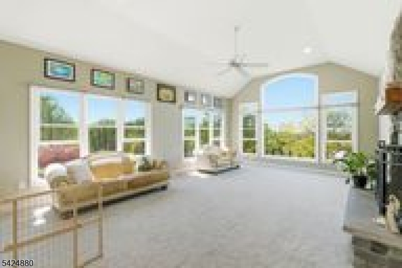 19 Allerton Road Lebanon, NJ 08833 - Photo 12 of 40