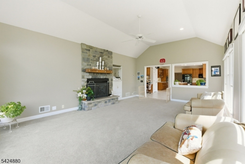 19 Allerton Road Lebanon, NJ 08833 - Photo 14 of 40