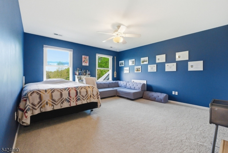19 Allerton Road Lebanon, NJ 08833 - Photo 23 of 40