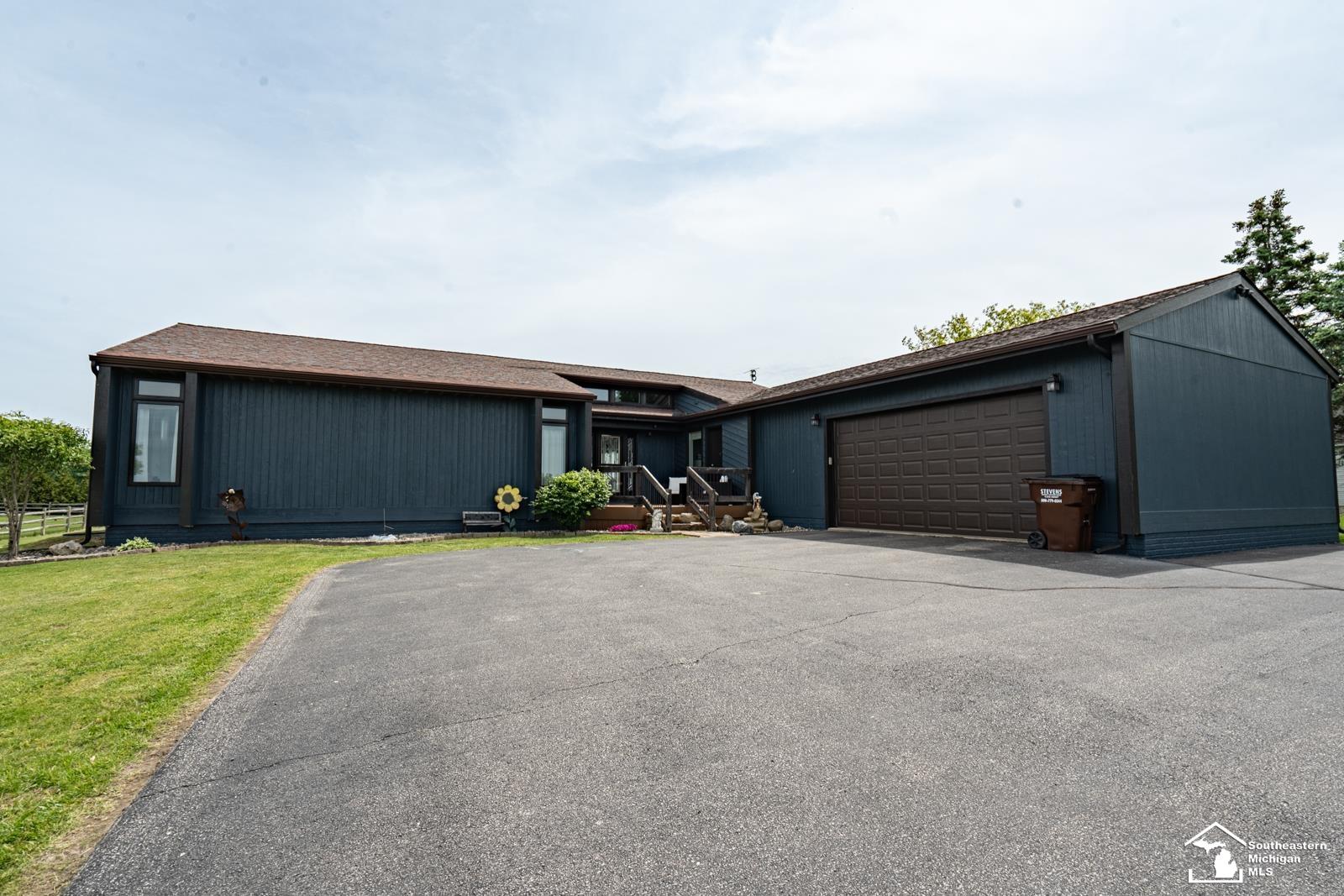 7338 Turk Road Ottawa Lake, MI 49267 - Photo 2 of 47