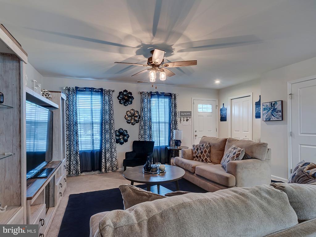 11544 Buckingham Drive Delmar, DE 19940 - Photo 3 of 41