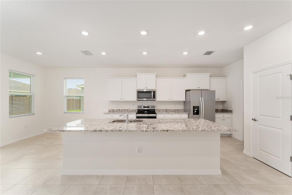 4062 Northwest 48th Terrace Ocala, FL 34482 - Photo 12 of 81