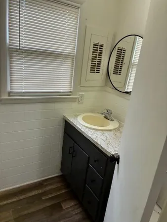 $245,000 | 1512 West College Street, Independence, MO 64050