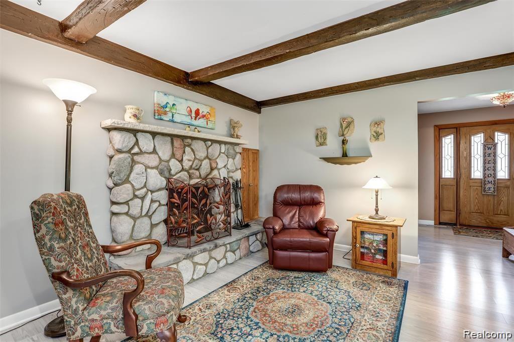 332 South Hacker Road Brighton, MI 48114 - Photo 12 of 25