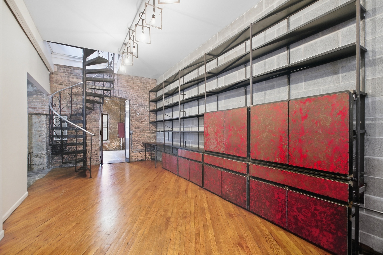 1111 West Randolph Street, Unit 2 Chicago, IL 60607 - Photo 8 of 19 Gallery Image 8