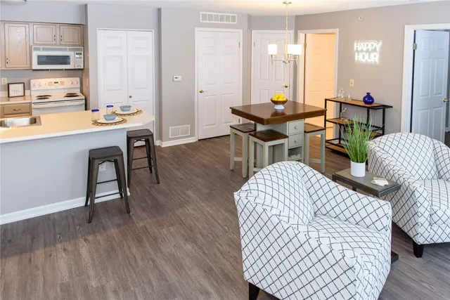 $1,850 | 108 Farmstead Court, Chili, NY 14428