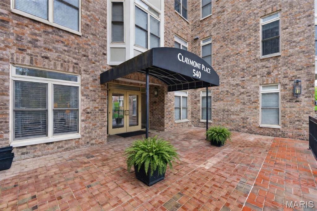 540 North And South Road, Unit 103 University City, MO 63130 - Photo 2 of 19