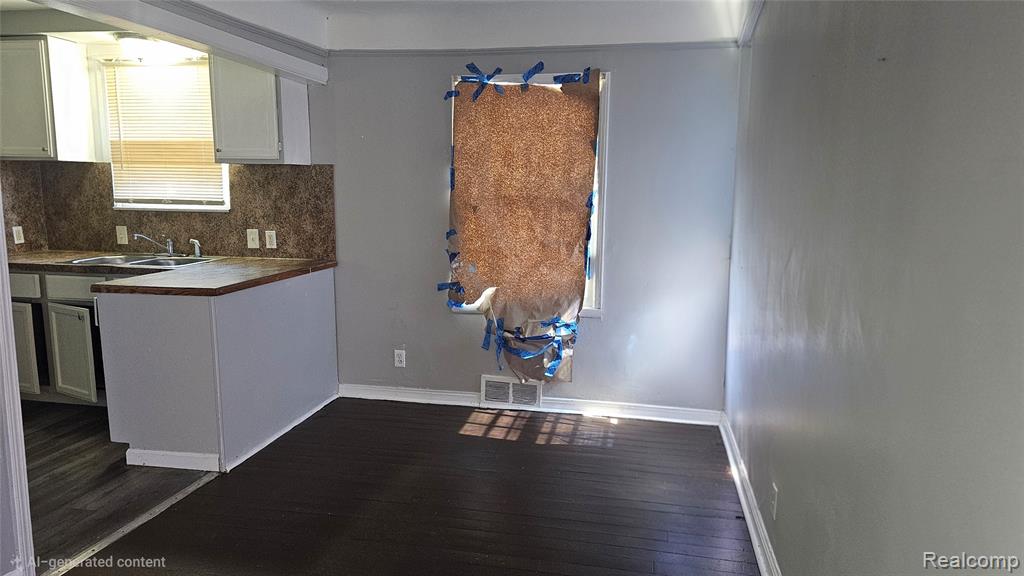 11837 Roxbury Street Detroit, MI 48224 - Photo 3 of 7
