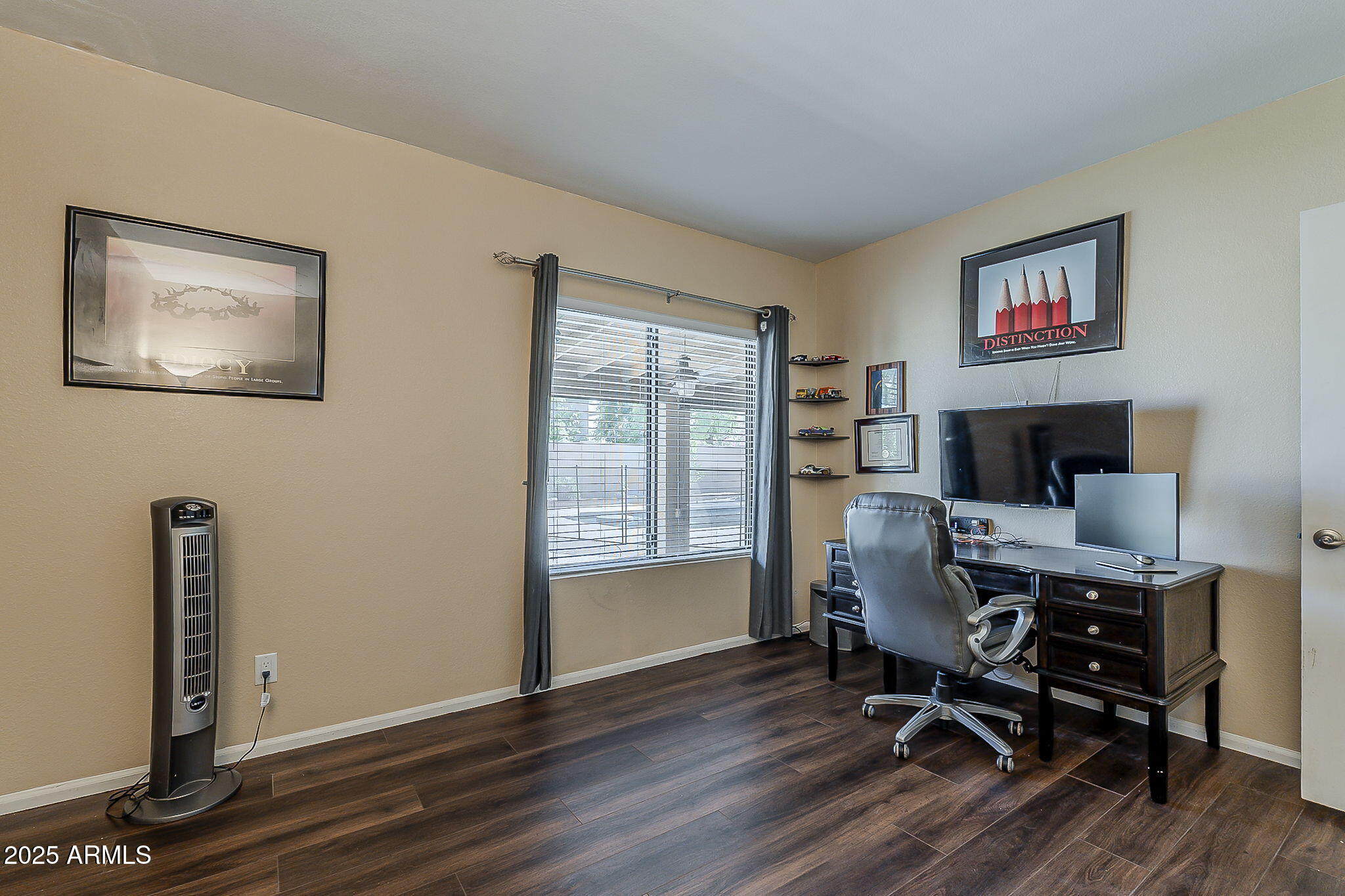 1927 East Ranch Road Tempe, AZ 85284 - Photo 20 of 64 a workspace with furniture and wooden floor