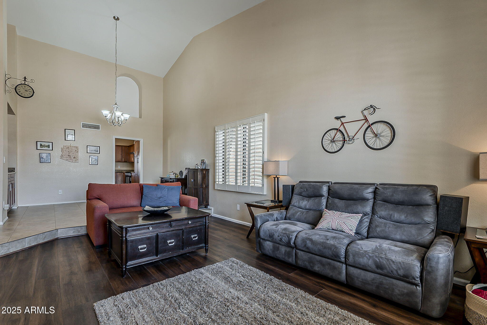 1927 East Ranch Road Tempe, AZ 85284 - Photo 6 of 64 a living room with furniture