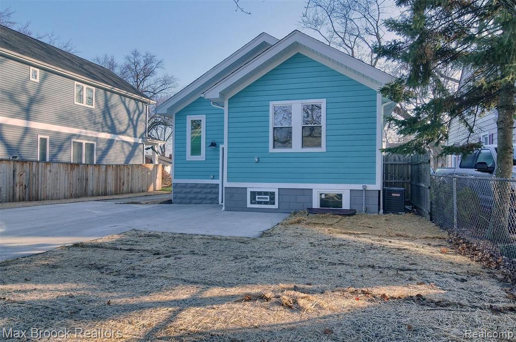 3259 Cumberland Road Berkley, MI 48072 - Photo 30 of 30