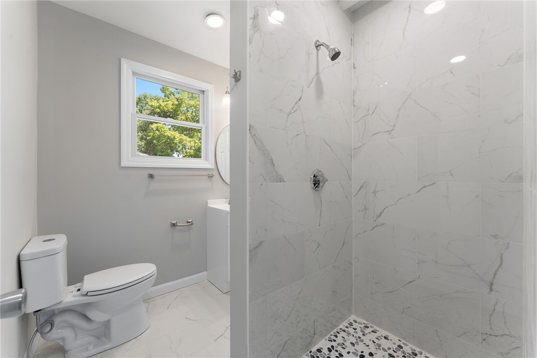 50 Lane 1 Warwick, RI 02888 - Photo 23 of 29