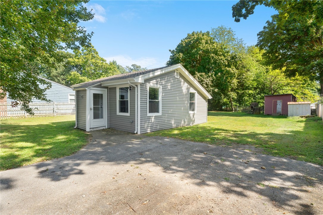 50 Lane 1 Warwick, RI 02888 - Photo 5 of 29