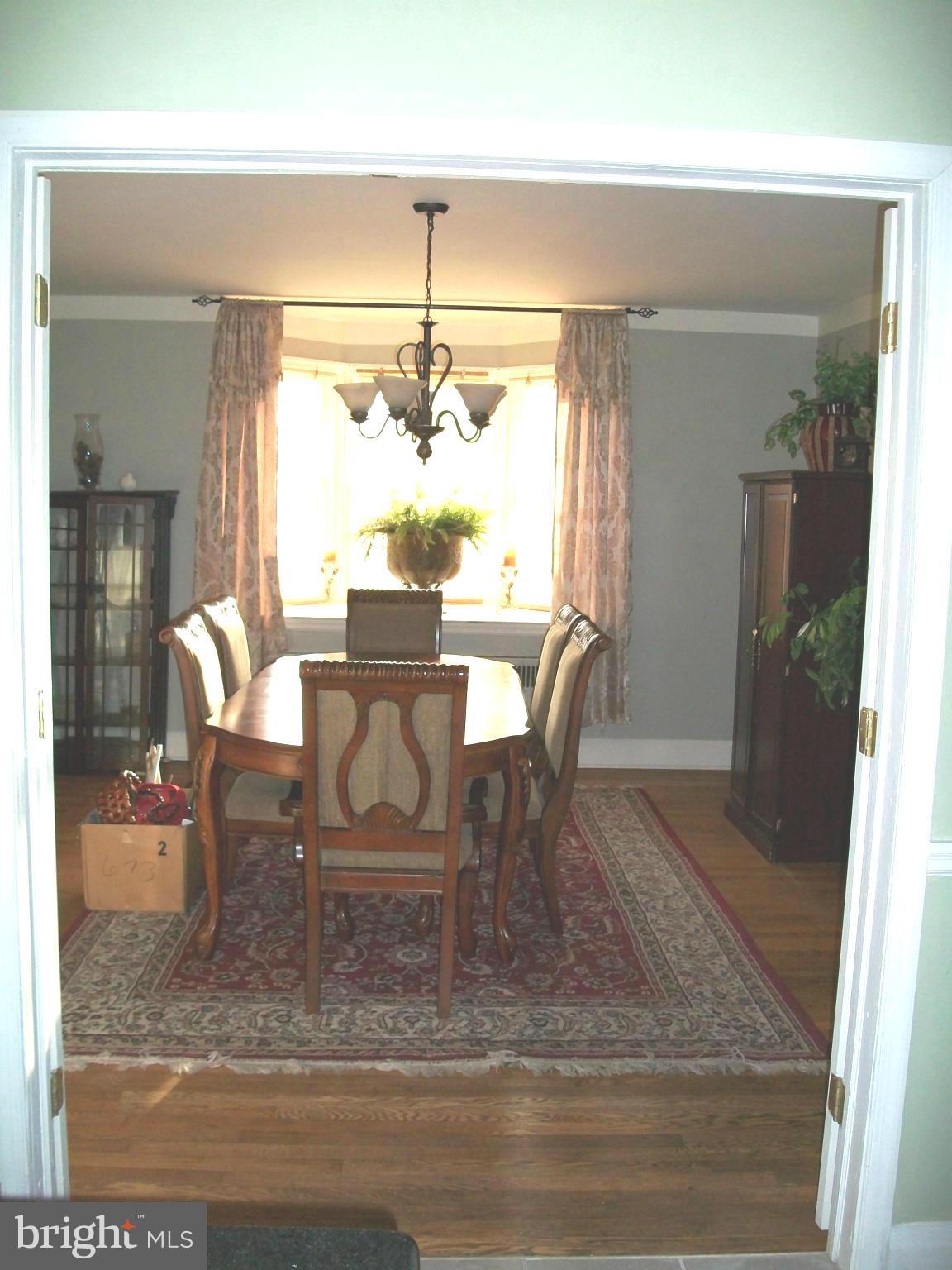 4501 Underwood Road Baltimore, MD 21212 - Photo 6 of 26 Dining Room