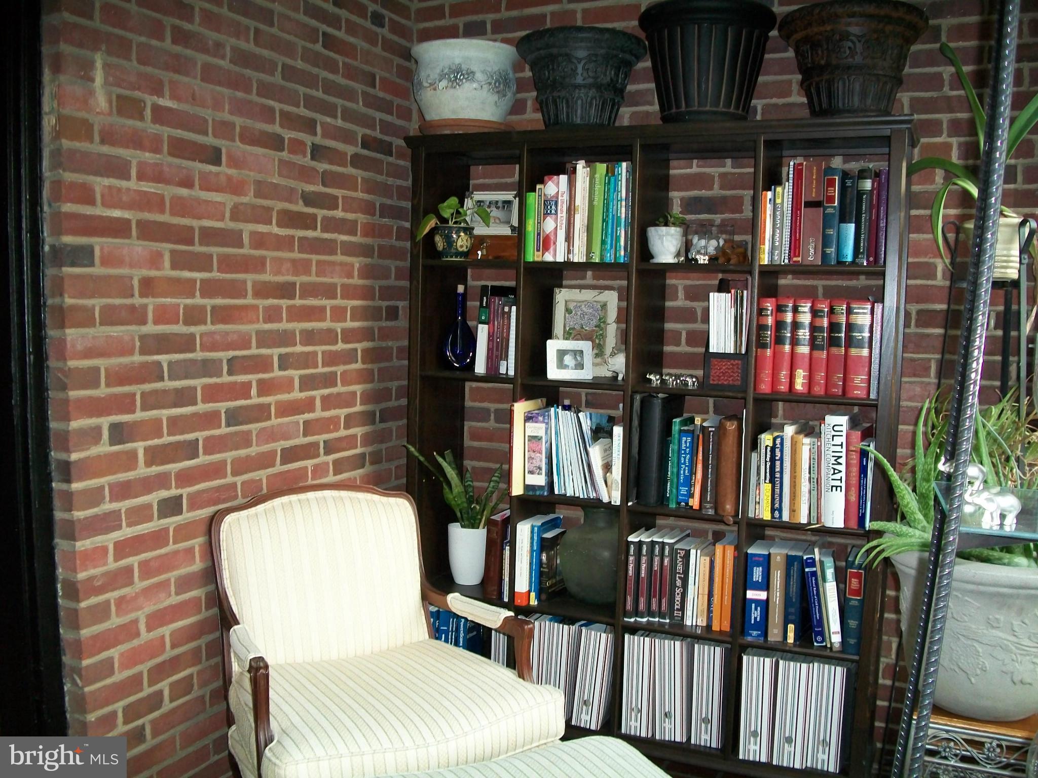 4501 Underwood Road Baltimore, MD 21212 - Photo 8 of 26 Interior (General)