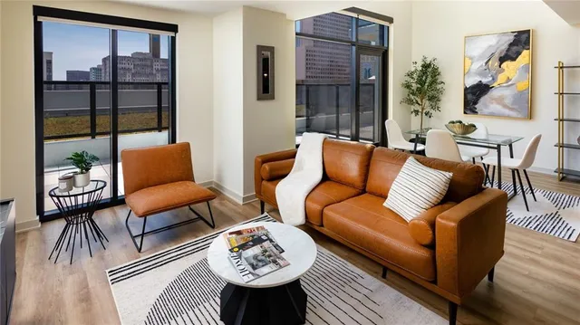 $2,650 | 161 Peachtree Center Avenue Northeast, Unit PH1X1, Atlanta, GA 30303