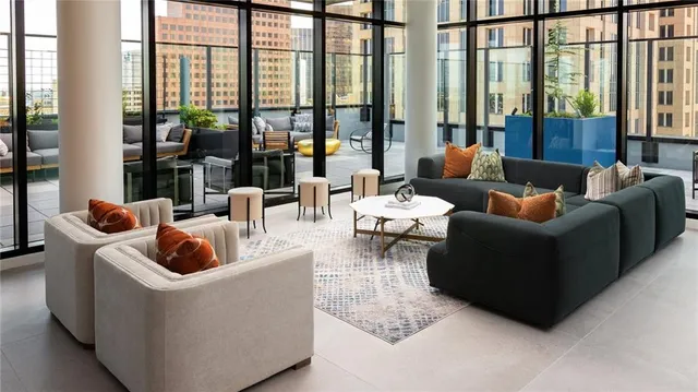 $2,650 | 161 Peachtree Center Avenue Northeast, Unit PH1X1, Atlanta, GA 30303