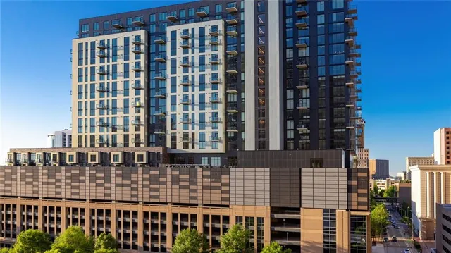 $2,650 | 161 Peachtree Center Avenue Northeast, Unit PH1X1, Atlanta, GA 30303