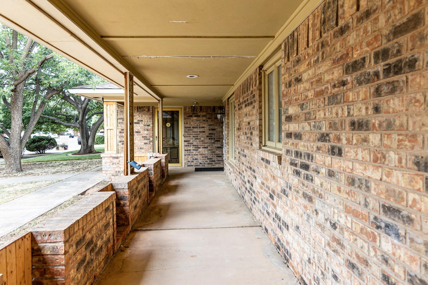 5720 78th Street Lubbock, TX 79424 - Photo 4 of 57 Covered Porch