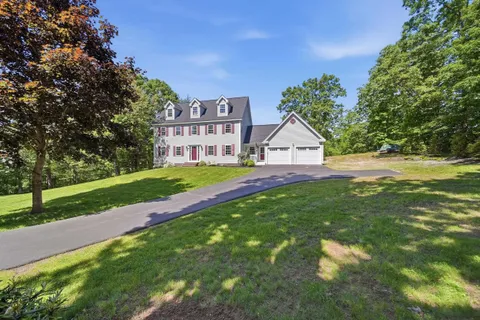 $1,050,000 | 74 Nolls Farm Road, Auburn, NH 03032