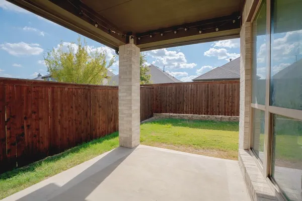 $3,500 | 503 Upper Falls Lane, Mansfield, TX 76063