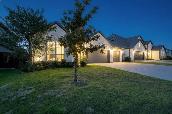 $3,500 | 503 Upper Falls Lane, Mansfield, TX 76063