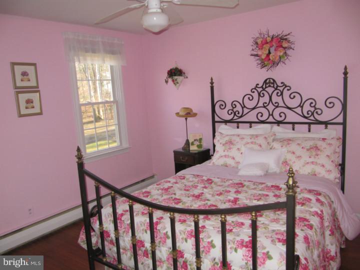 114 Ridgewood Road Wayne, PA 19087 - Photo 17 of 24 Bedroom