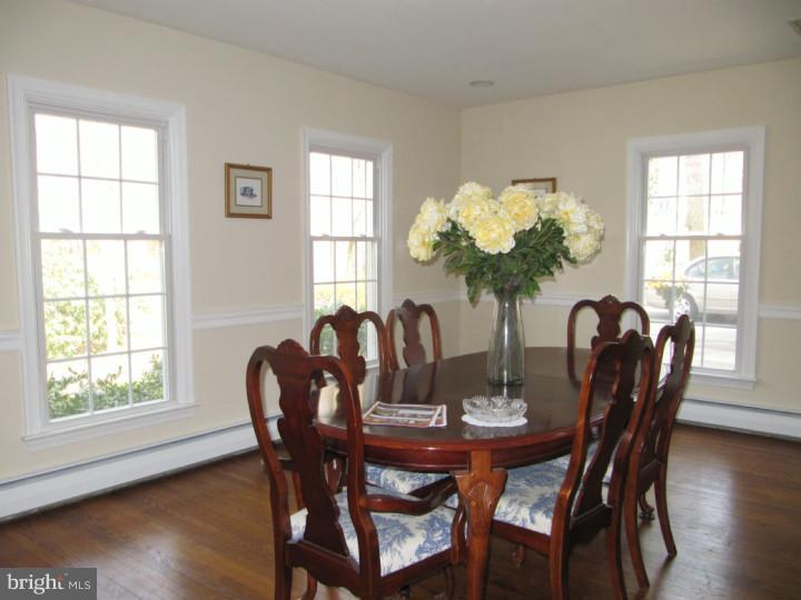 114 Ridgewood Road Wayne, PA 19087 - Photo 7 of 24 Dining Room