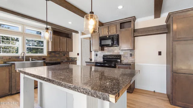 $209,900 | 212 Everitt Avenue, Panama City, FL 32401