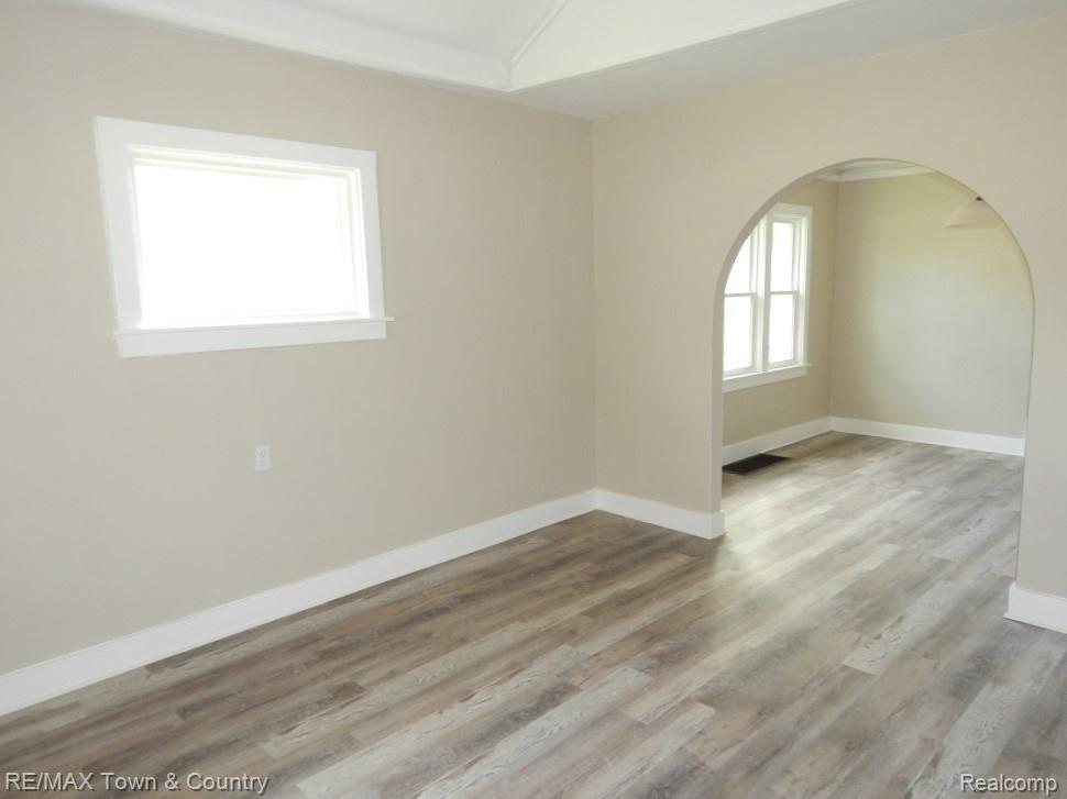 5357 Flushing Road Flushing, MI 48433 - Photo 4 of 15