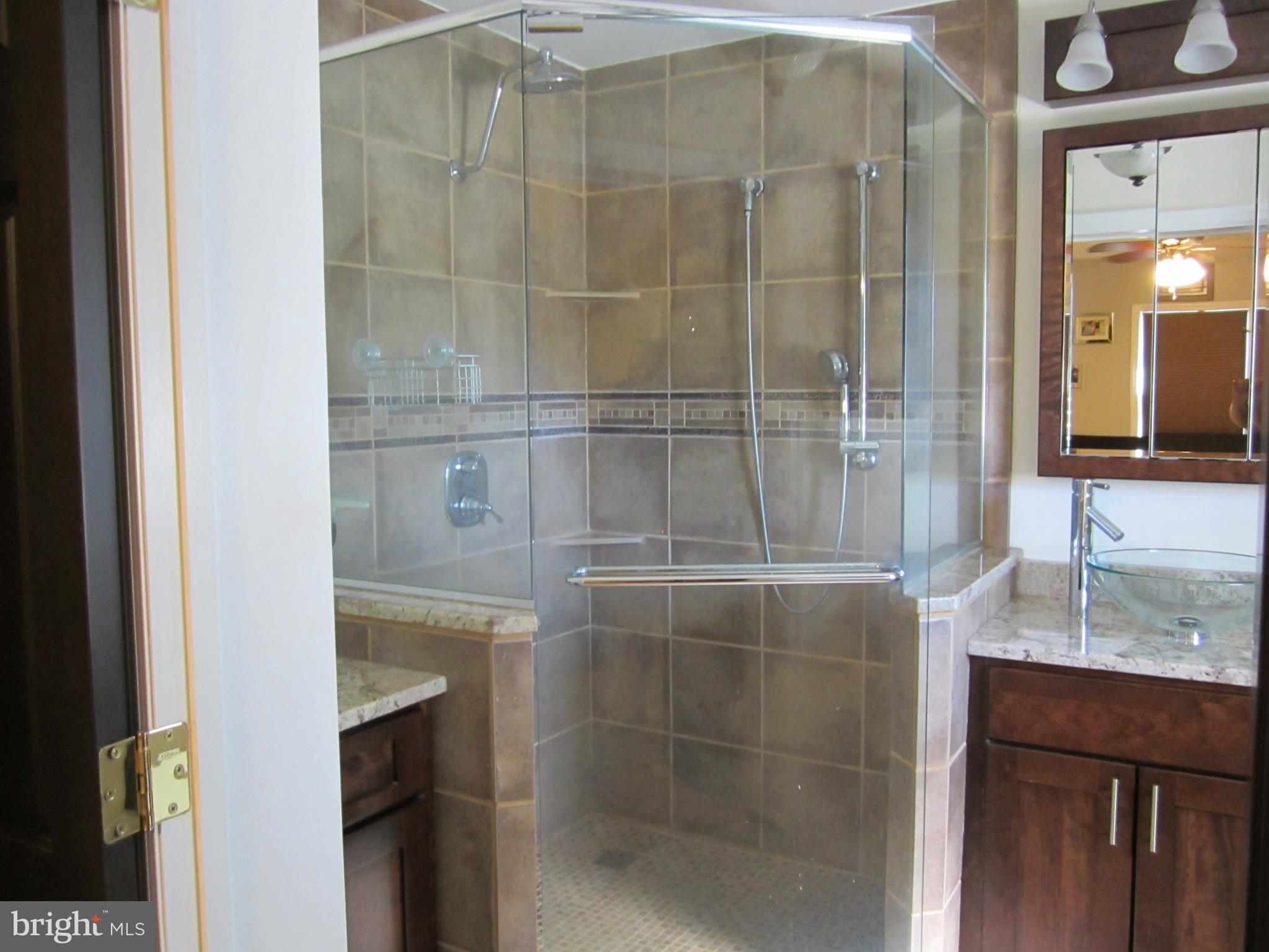 804 Maxa Road Aberdeen, MD 21001 - Photo 18 of 34 Bath (Master) Hugh ceramic tile shower