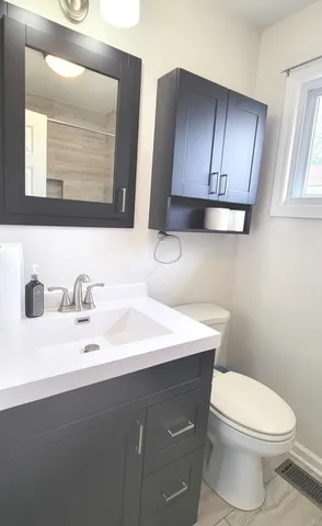 $289,900 | 9236 Stanford Drive, Bridgeview, IL 60455