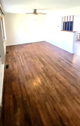 $289,900 | 9236 Stanford Drive, Bridgeview, IL 60455