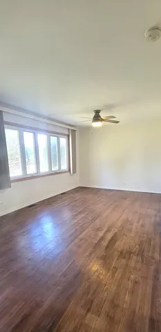 $289,900 | 9236 Stanford Drive, Bridgeview, IL 60455