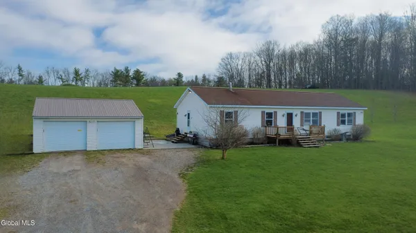 $315,000 | 760 Oswegatchie Road, Palatine Bridge, NY 13428