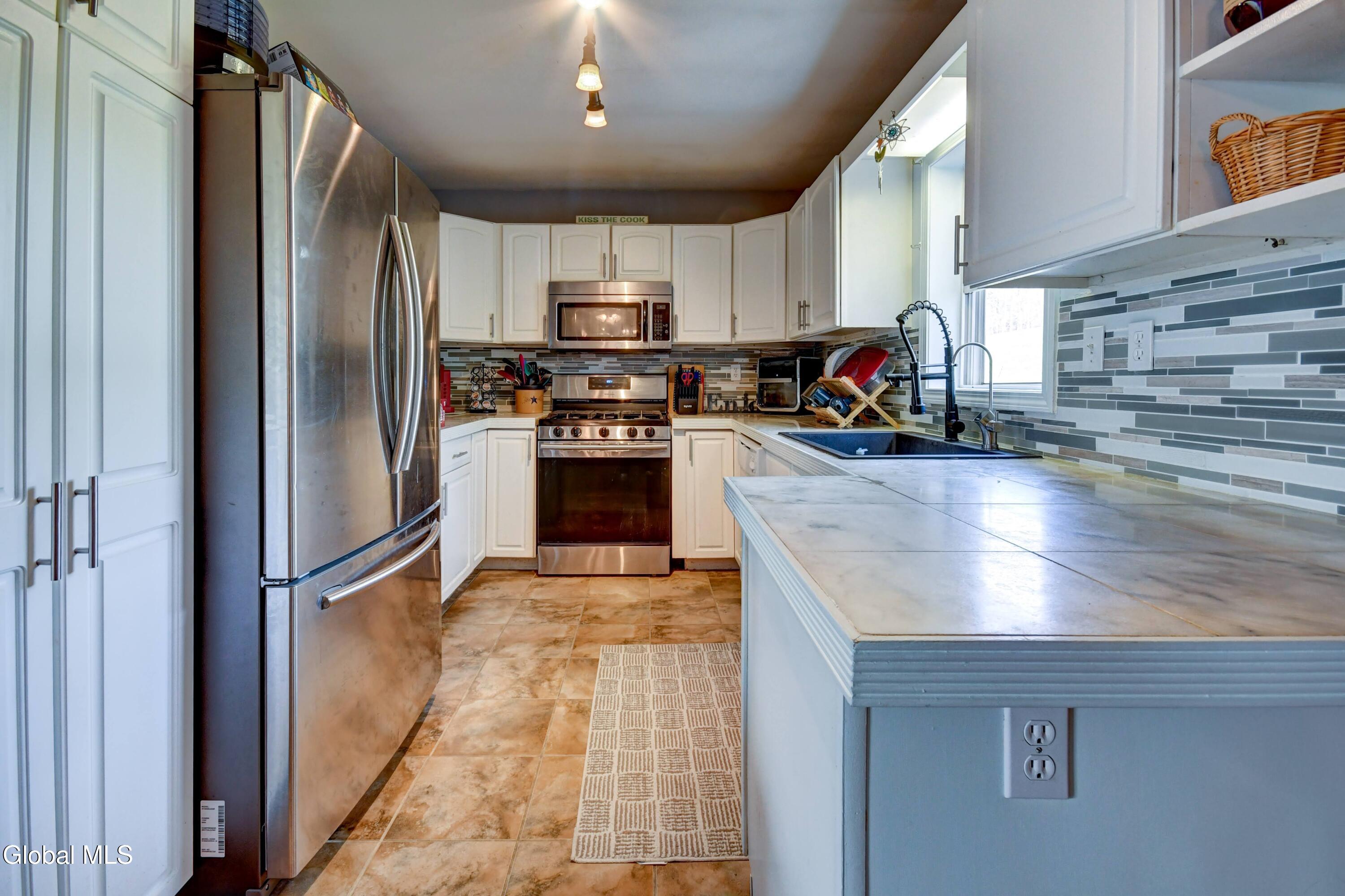 760 Oswegatchie Road Palatine Bridge, NY 13428 - Photo 5 of 30 760-33