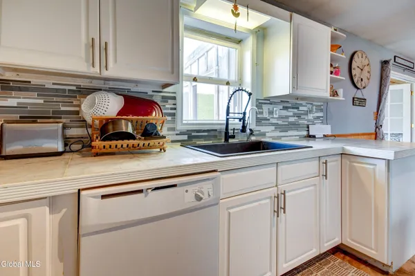 $315,000 | 760 Oswegatchie Road, Palatine Bridge, NY 13428