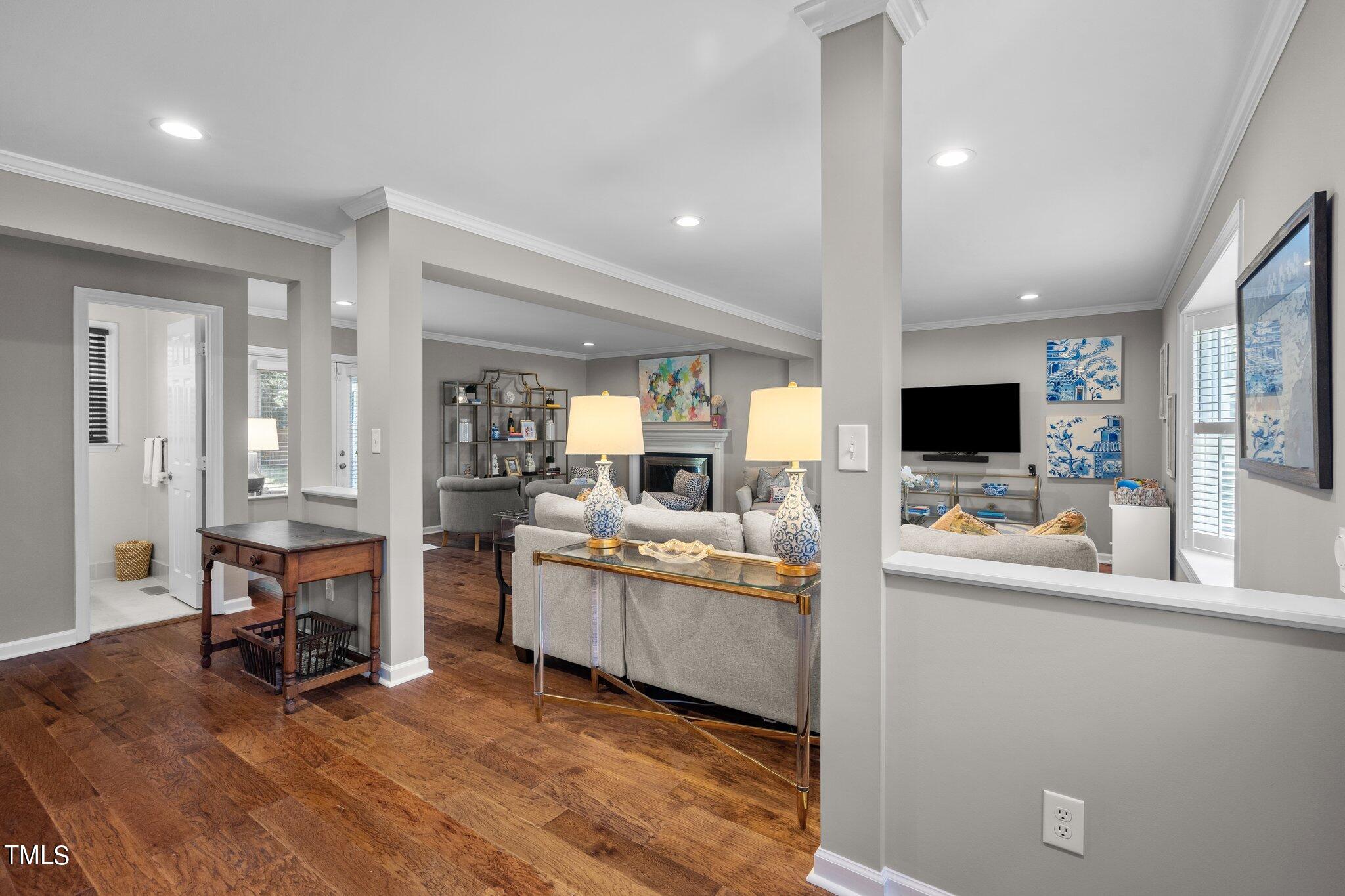 801 Purdue Street Raleigh, NC 27609 - Photo 4 of 40 23-web-or-mls-_NFP8032