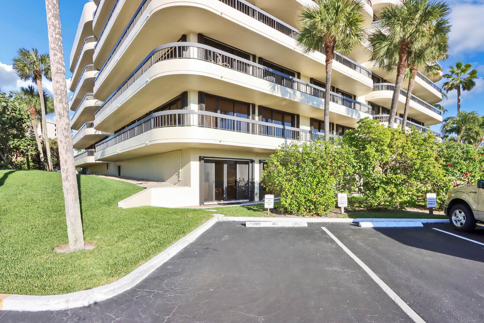 50 South Beach Road, Unit 102 Tequesta, FL 33469 - Photo 24 of 28 JIB Club Condo