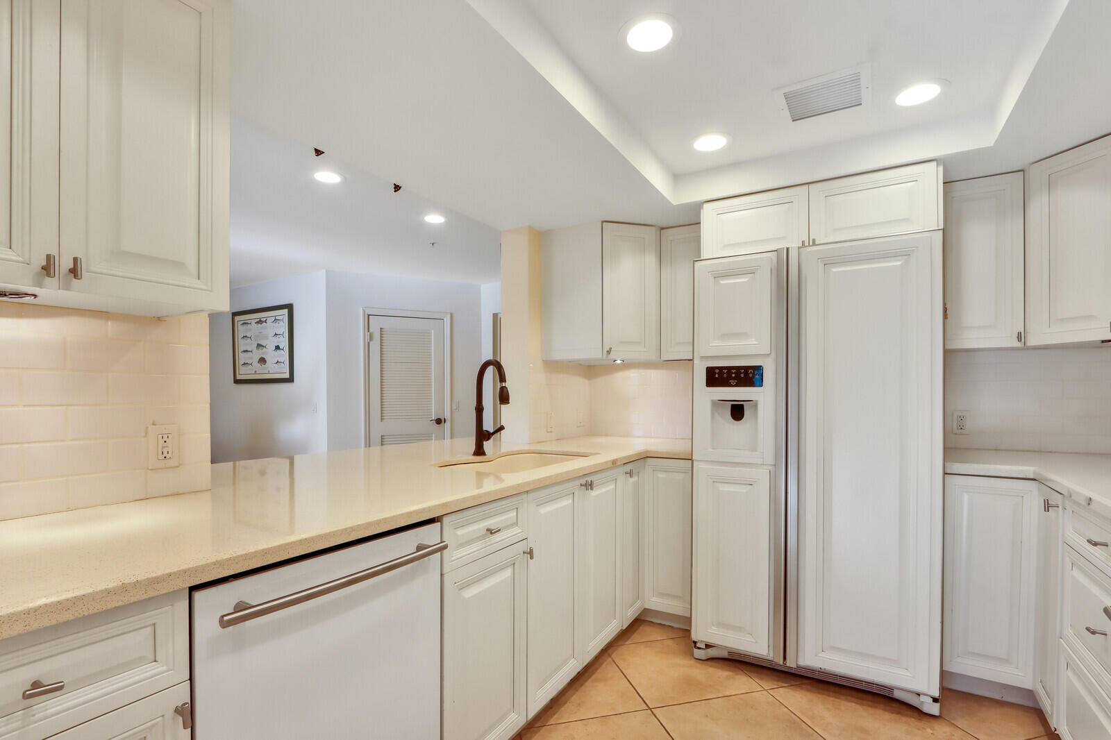 50 South Beach Road, Unit 102 Tequesta, FL 33469 - Photo 8 of 28 Kitchen