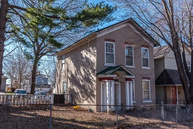 $105,000 | 321 Pottawatomie Street, Leavenworth, KS 66048