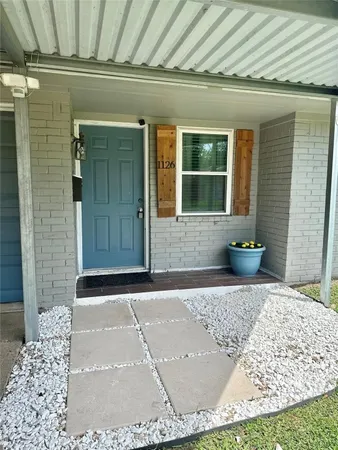 $2,000 | 1126 East Dartmouth Lane, Deer Park, TX 77536