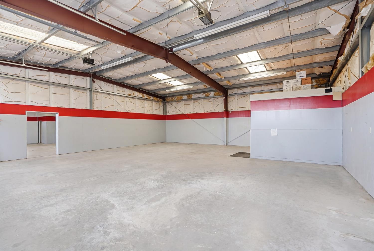 18401 Carrolton Road Ripon, CA 95366 - Photo 14 of 34