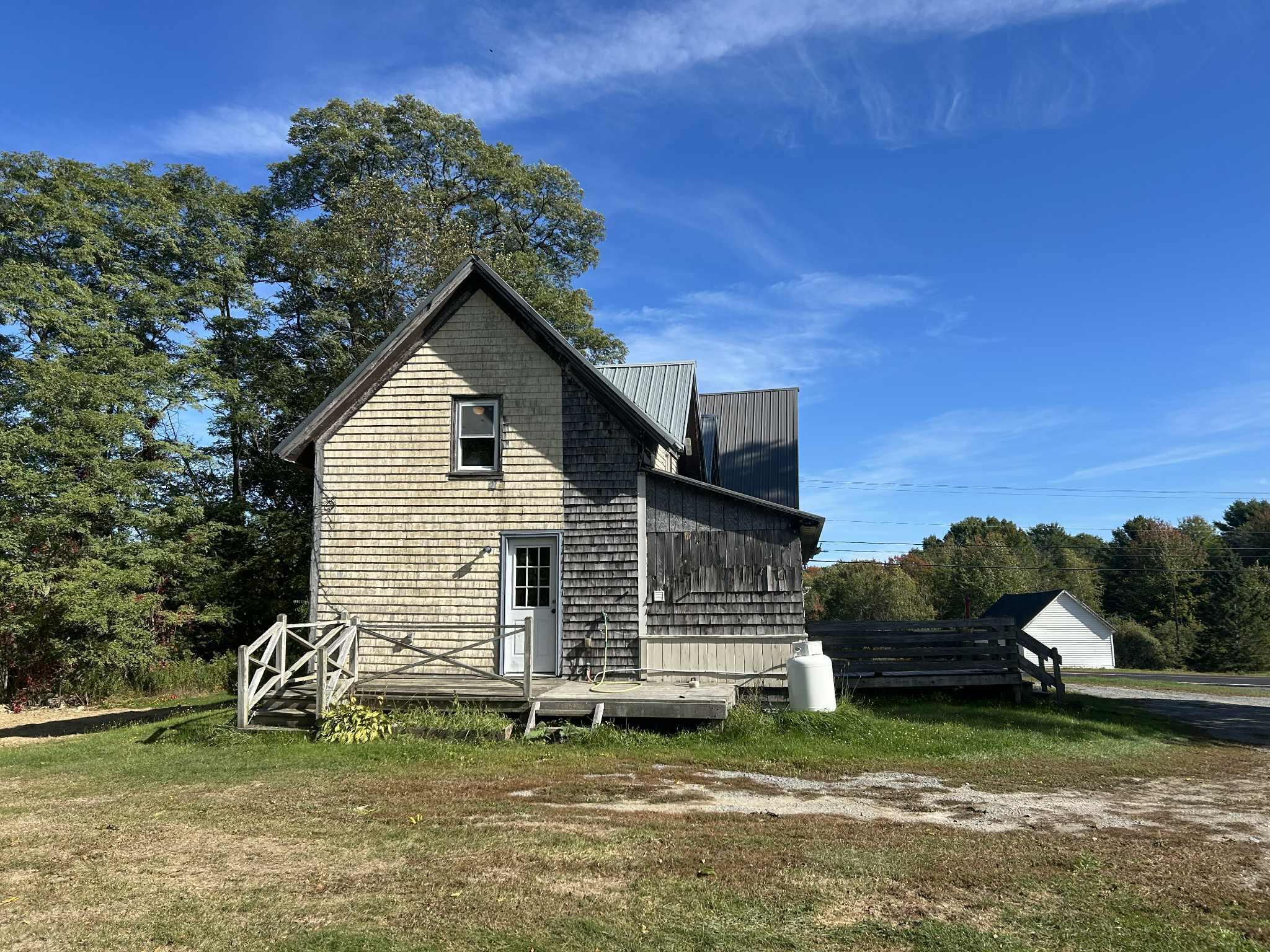 1423 Main Street, Unit A Pittsfield, ME 04967 - Photo 4 of 30 4