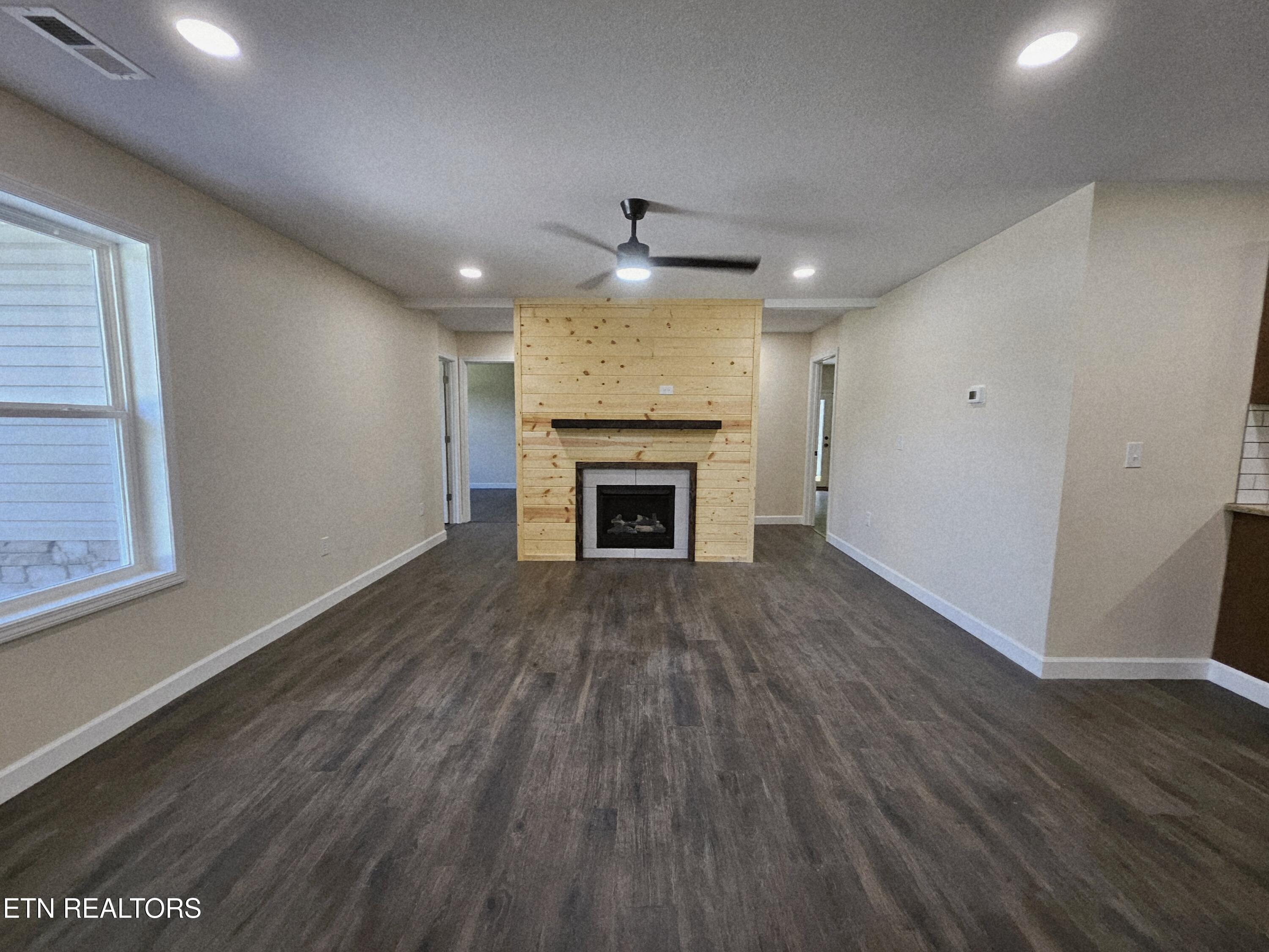 240 Fox Jones Road Lancing, TN 37770 - Photo 13 of 37 Living Area